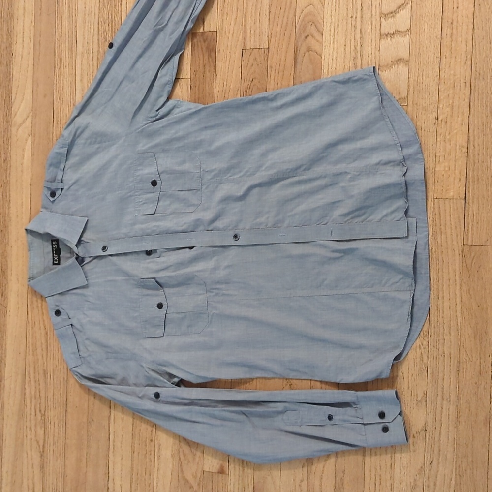 Men's Express blue/ gray button down fitted shirt with pockets size large